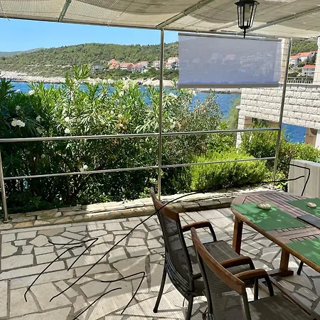 Mojmir 1 Завалатица