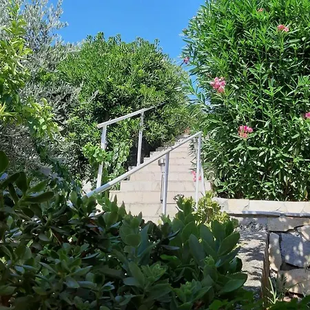 Διαμέρισμα Mojmir 1 *