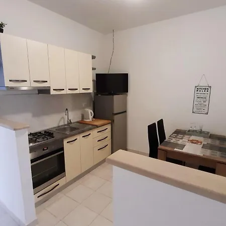 Mojmir 1 * Zavalatica