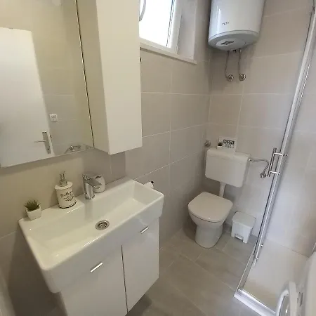 Mojmir 1 Apartment